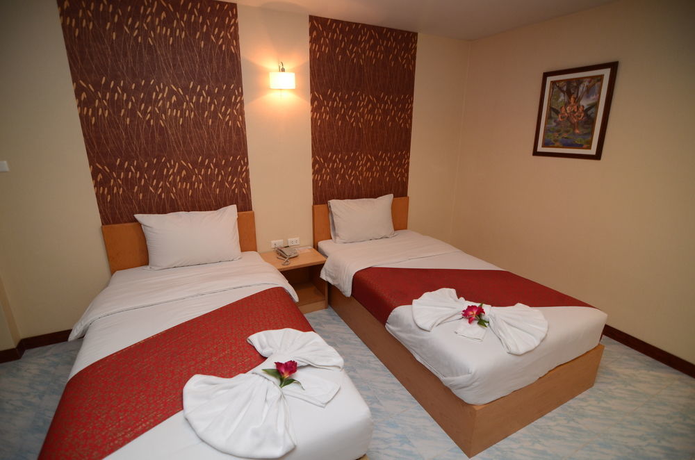 Oyo 257 Sea Paradise Hotel Sattahip Dış mekan fotoğraf