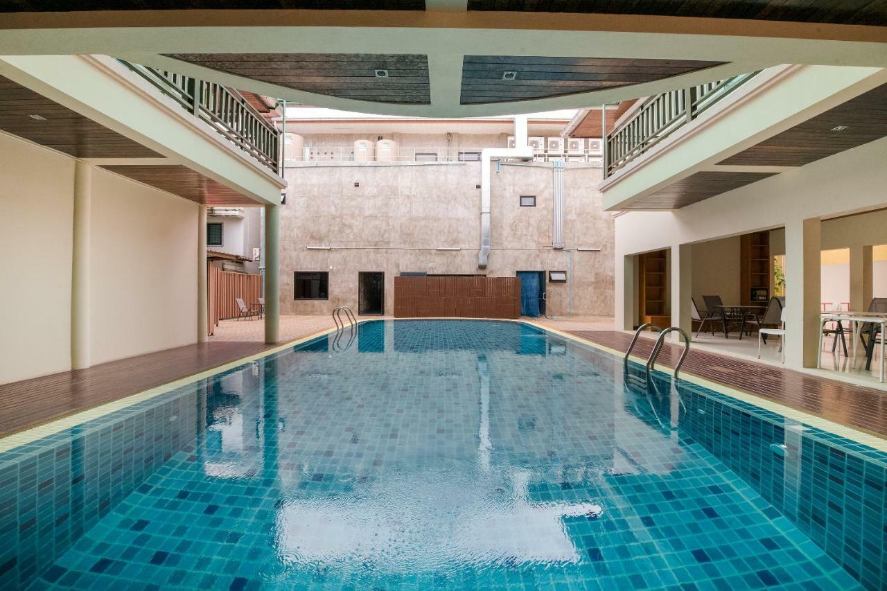 Oyo 257 Sea Paradise Hotel Sattahip Dış mekan fotoğraf